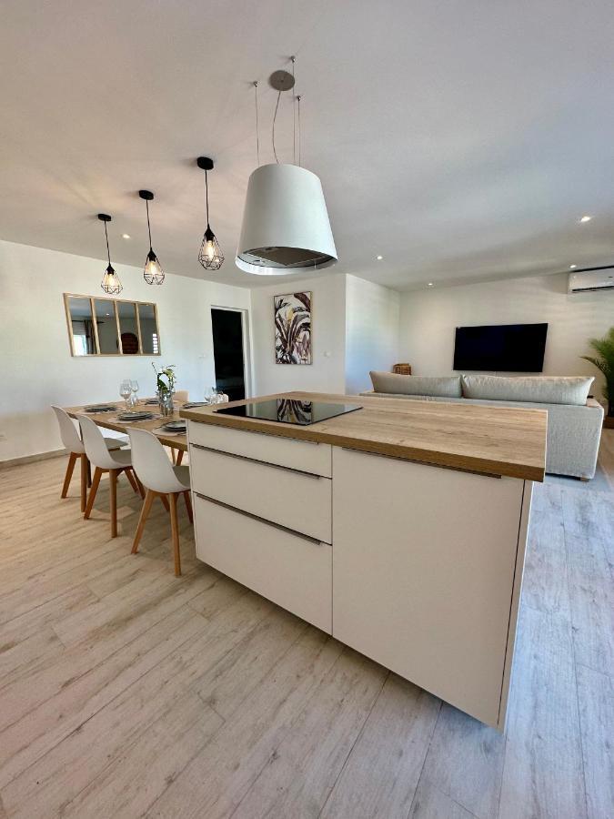 Orient Bay, Appartement Heliconia. كول دي ساك المظهر الخارجي الصورة